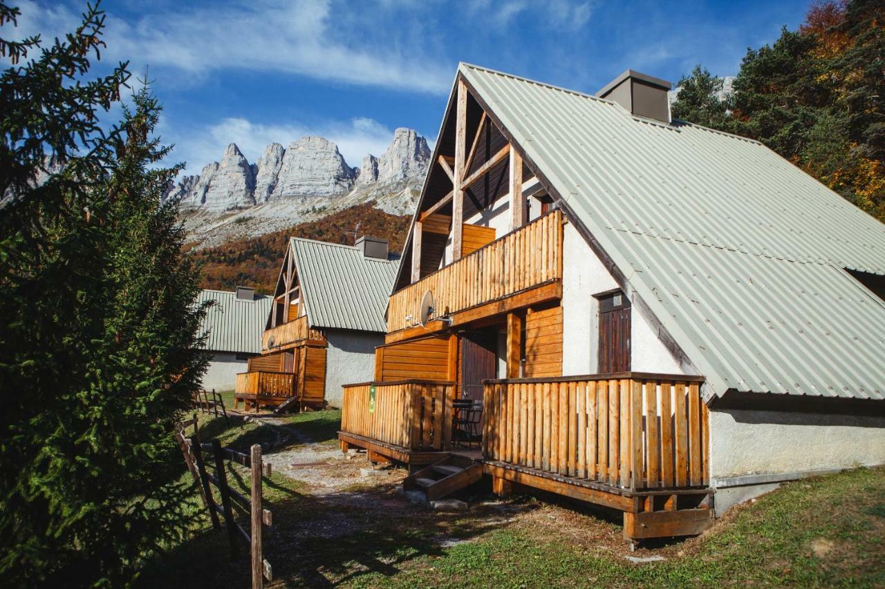 Eterpa Les Chalets De Pre Clos En Vercors Saint-Andeol  Exterior photo